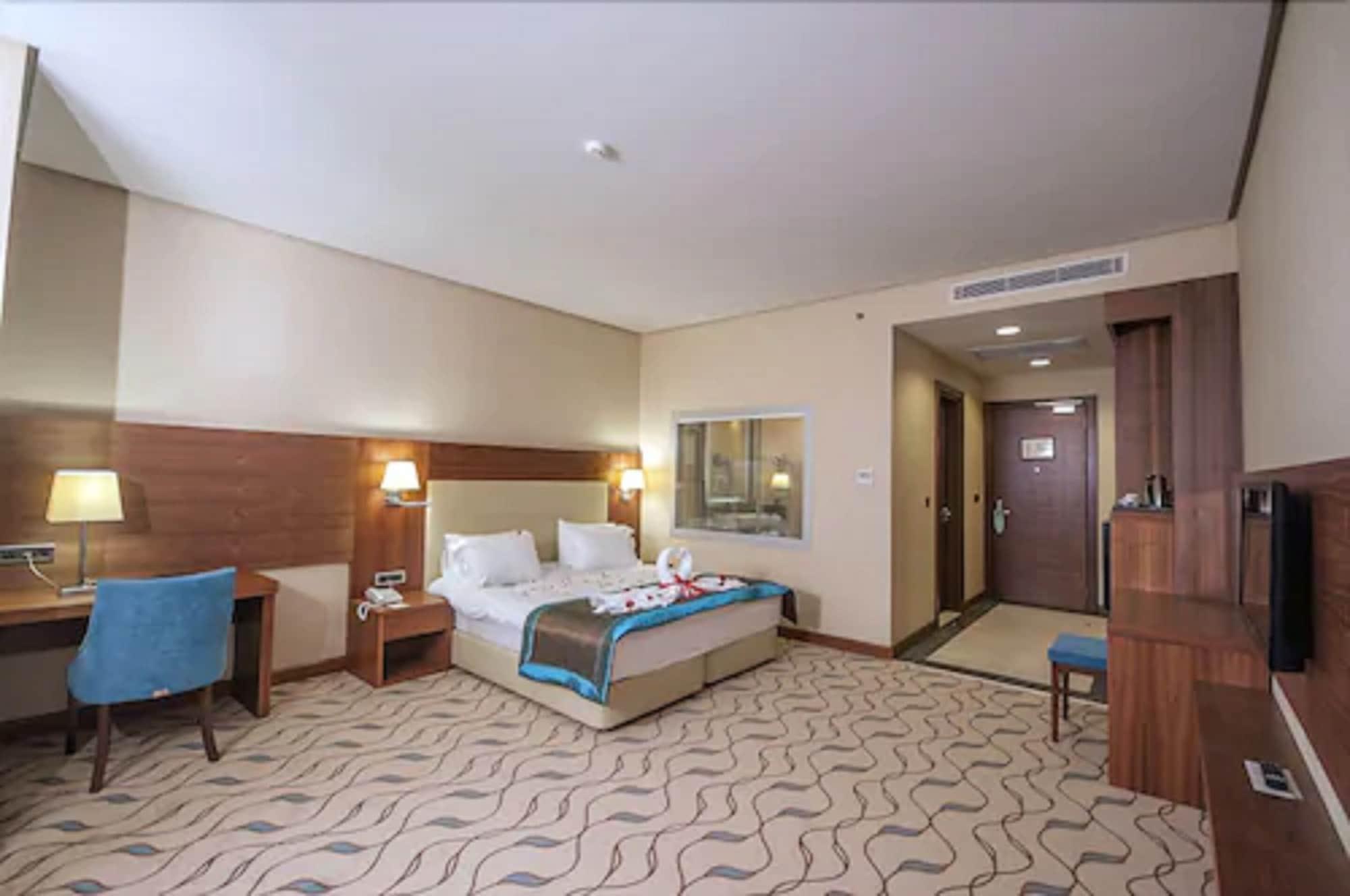 Margi Hotel Edirne Exteriér fotografie A room at the hotel