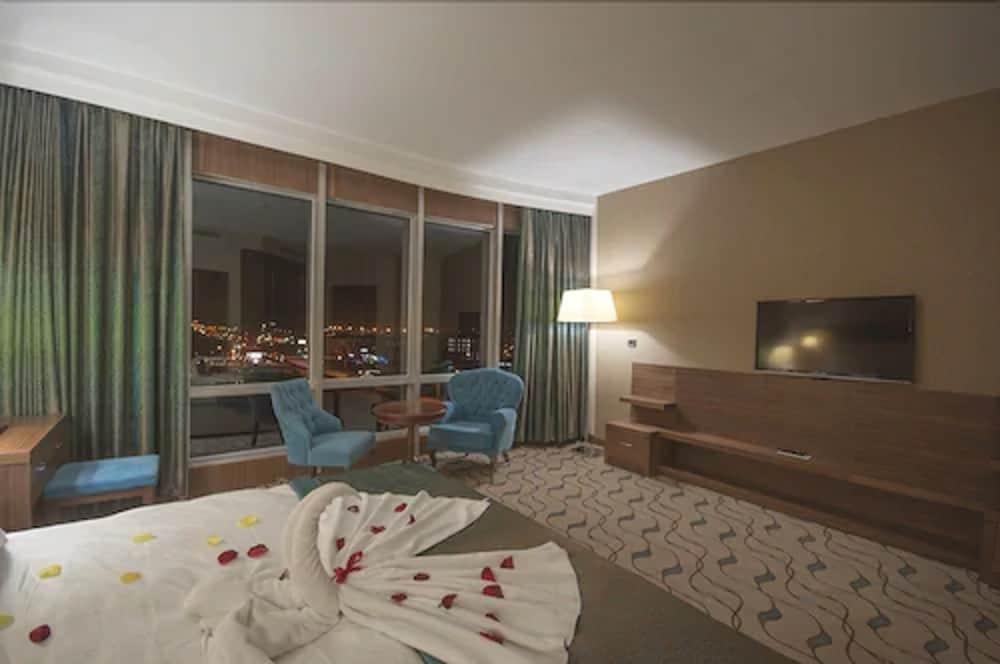 Margi Hotel Edirne Exteriér fotografie A room at the hotel