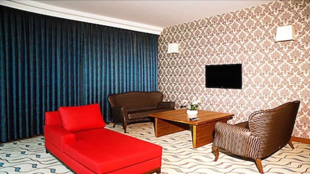 Margi Hotel Edirne Exteriér fotografie Suite