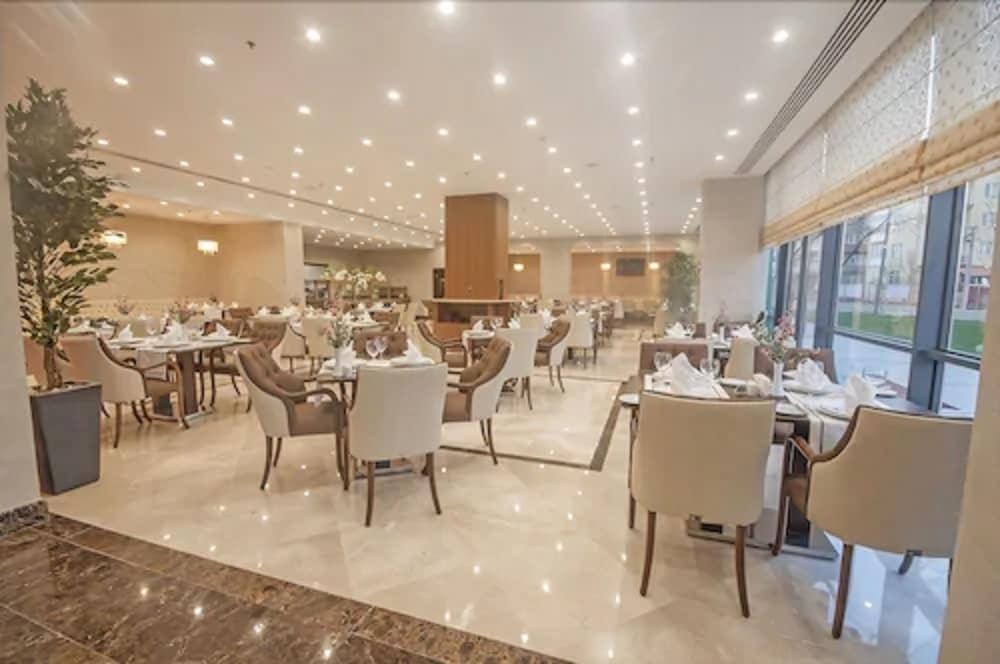 Margi Hotel Edirne Exteriér fotografie Restaurant