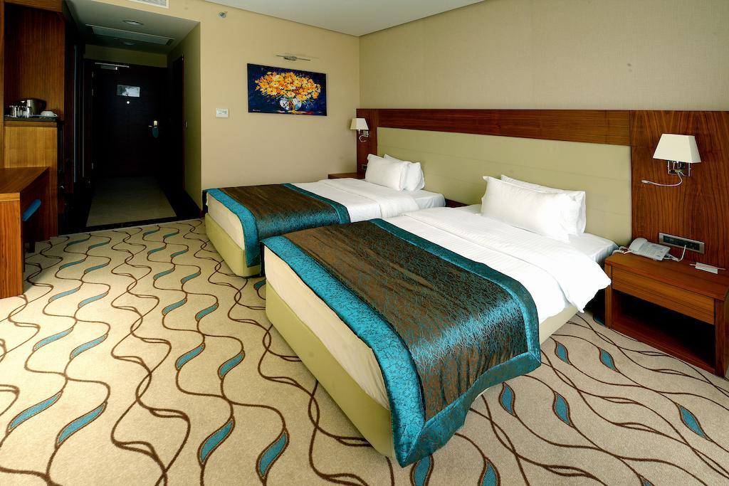 Margi Hotel Edirne Exteriér fotografie A room at the hotel