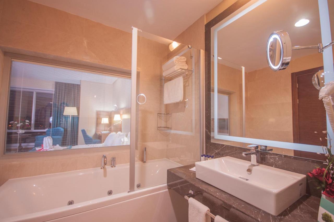 Margi Hotel Edirne Pokoj fotografie A bathroom in a hotel